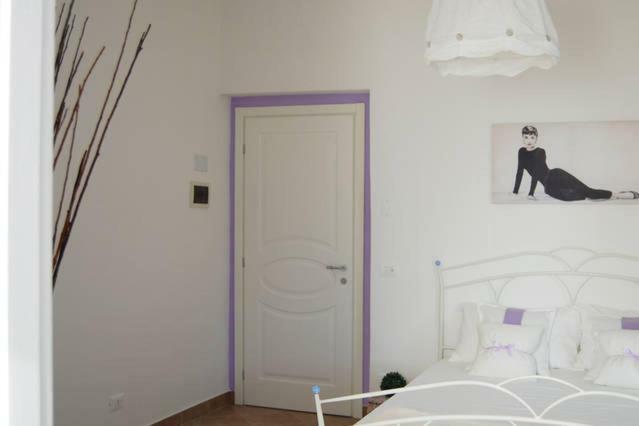 La Casa Bianca Apartment Roe Exterior photo